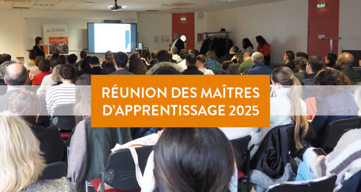 Photo de personnes de dos avec un encadré orange où est écrit "réunion des maîtres d'apprentissage 2025"