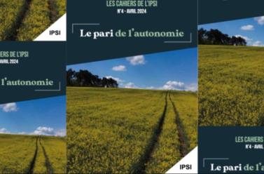 Le pari de l'autonomie : cahier de couverture avec des champs