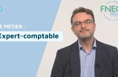 Le métier d'expert-comptable noté avec une photo à droite une photo 