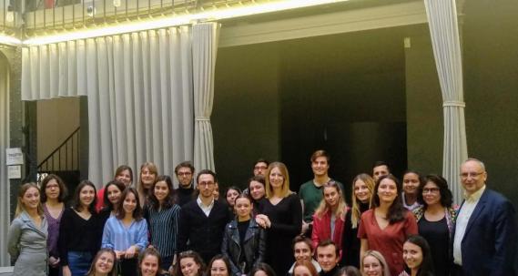 Hackathon pour nos apprentis du Master Management de la Marque et Communication