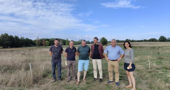 Visite d'une plantation de forêt à Saint-Etienne-du-Bois